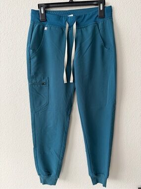 FIGS Zamora Jogger Scrub Pants – Caribbean Blue – Small